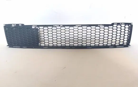 Fiat 500 Front bumper lower grill 51797997
