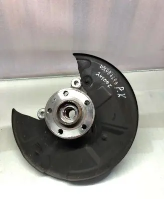 Volvo XC40 Front wheel hub 32221856