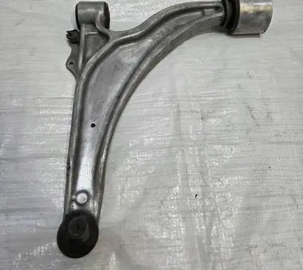 Opel Zafira C Front control arm 