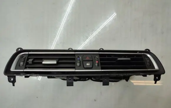 BMW 7 F01 F02 F03 F04 Dash center air vent grill 9115860