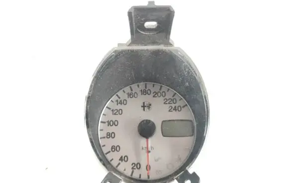 Alfa Romeo 156 Speedometer (instrument cluster) 60672662 6160349945 19TD24TD
