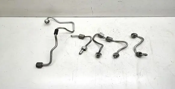 BMW X1 E84 Fuel injector supply line/pipe 