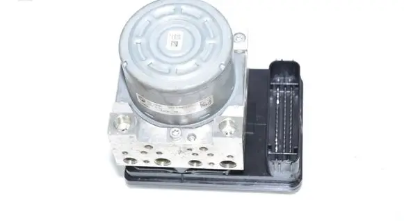 BMW i3 ABS Pump 6896138 34515A374B5 5A374B5