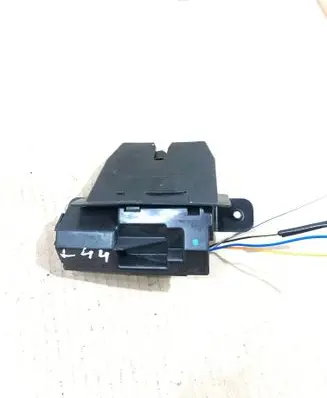 Ford Fiesta Tailgate/trunk/boot lock/catch/latch 8A61A142A66BC