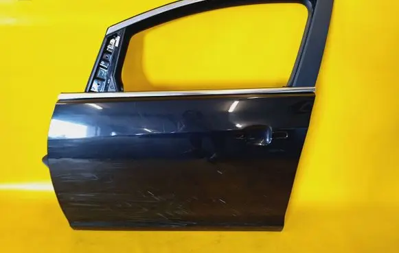 Opel Astra J Front door 