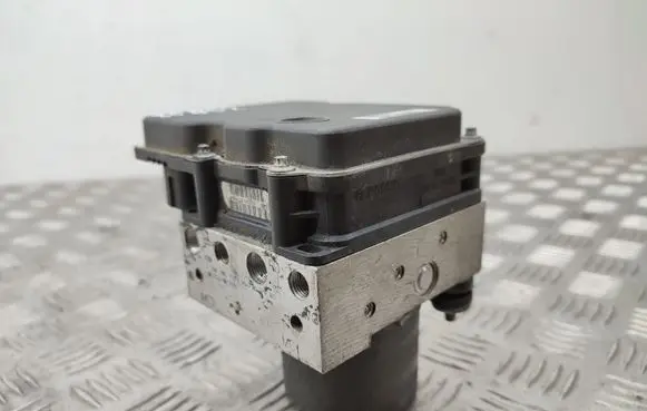 Peugeot 508 ABS Pump 9677032180 0265951245 0265280737