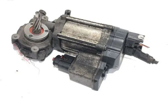 Volkswagen Golf V Power steering pump 1K1909144K