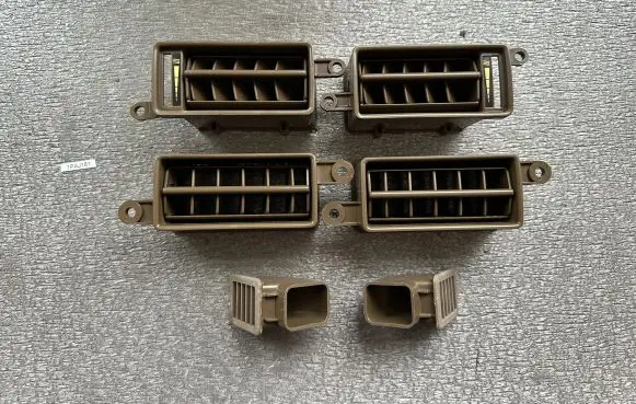 Mitsubishi Pajero Dash center air vent grill MB736244 MB736245 MB736246