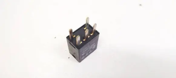 Chrysler 300 - 300C Other relay 05269988AA