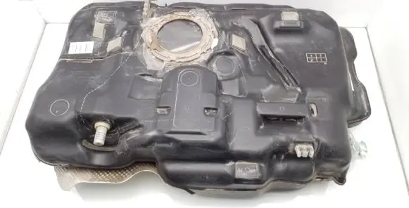 Mercedes-Benz A W176 Fuel tank A2464702701