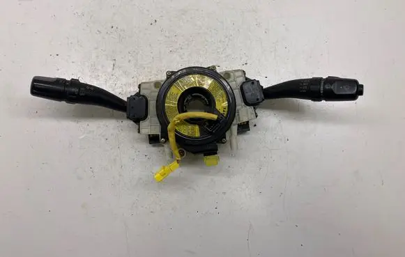 Hyundai Terracan Wiper turn signal indicator stalk/switch 9340039201