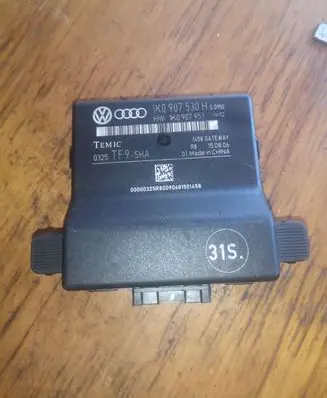 Skoda Octavia Mk2 (1Z) Gateway control module 1K0907530H 1K0907951