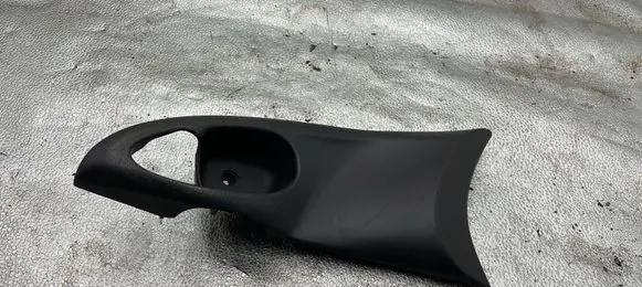 Ford Focus Front door interior handle trim 98ABA22621B