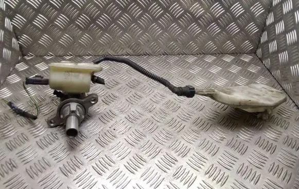 Citroen C4 I Master brake cylinder 0204051007 0204254242 0204254192