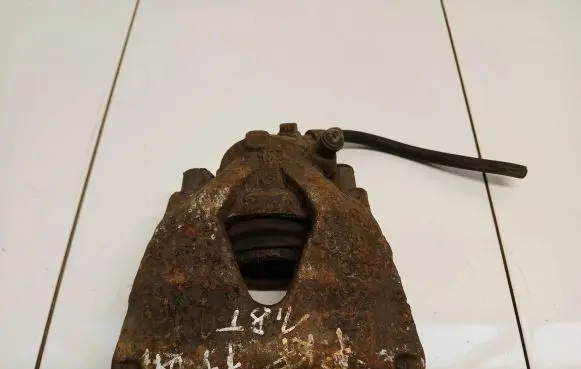 Audi TT Mk1 Front brake caliper