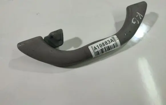 Audi A4 S4 B5 8D Rear interior roof grab handle 8D0857607A