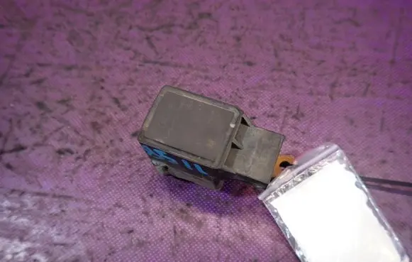 Skoda Superb B5 (3U) Headlight/headlamp level sensor 4B0907503
