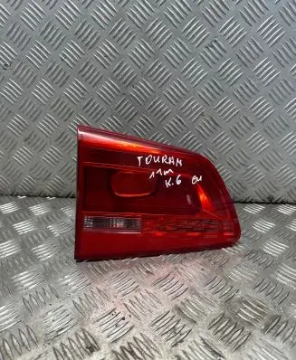 Volkswagen Touran II Tailgate rear/tail lights 1t0945093
