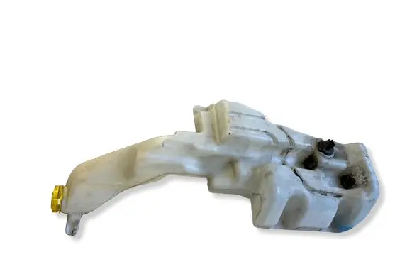 Jeep Cherokee Windshield washer fluid reservoir/tank 68104800