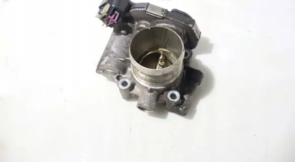 Opel Astra J Engine shut-off valve 