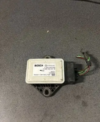 Mercedes-Benz Vito Viano W639 ESP acceleration yaw rate sensor 0265005628 A9065420518