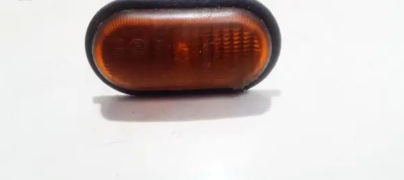 Renault Kangoo I Front fender indicator light 7700847333