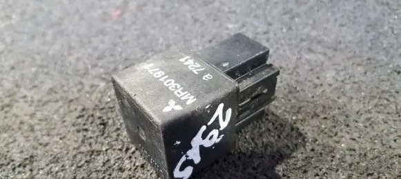 Mitsubishi Galant Other relay mr301971
