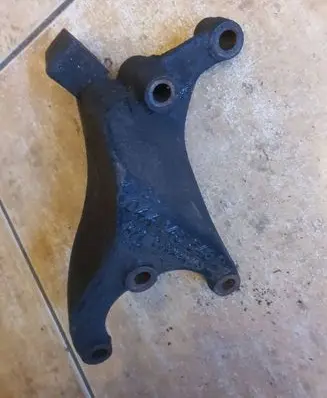 Volkswagen Multivan T4 Power steering pump mounting bracket 044145548d