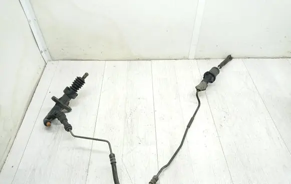 Peugeot 5008 Clutch pipe/line 