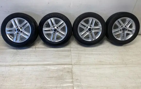 R16 alloy rim