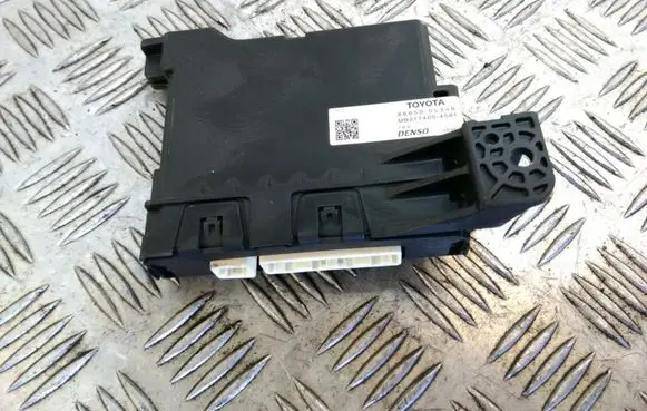 Toyota Avensis T250 Other control units/modules 8865005340