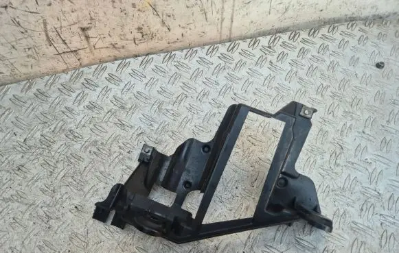 BMW X5 E53 Headlight/headlamp mounting bracket 224568 224568RE
