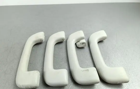 KIA EV6 A set of handles for the ceiling 