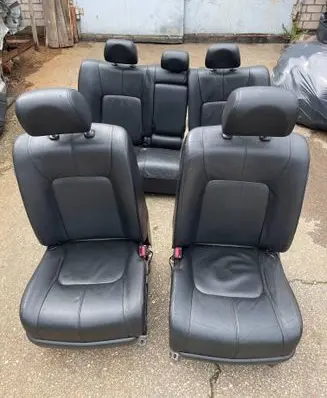 Seat set