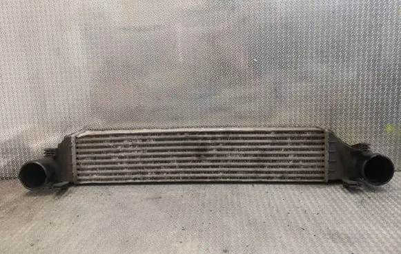 Mercedes-Benz C W203 Intercooler radiator 2035000500