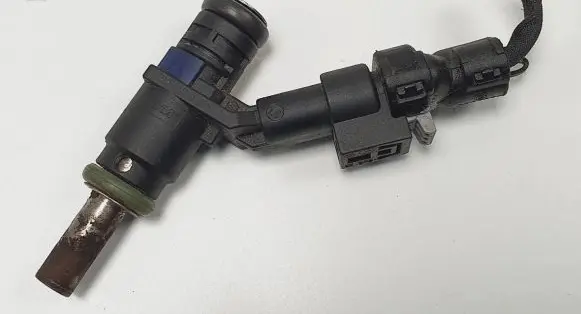 Mercedes-Benz A W169 Fuel injector 0000789023