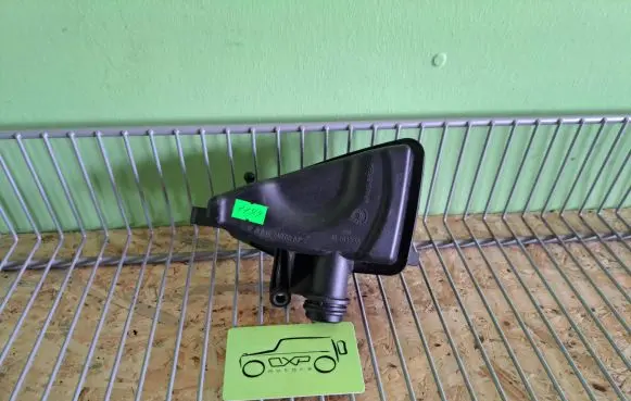 Mercedes-Benz E W211 Intake resonator A6421400087 6421400087