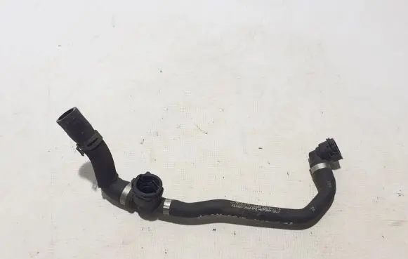 Mercedes-Benz GLC C253 Engine coolant pipe/hose A2135011703