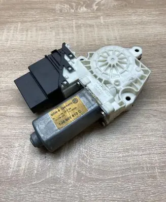 Volkswagen Golf IV Rear door window regulator motor 1J4959812C F005S00050