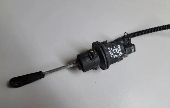 Audi A4 S4 B8 8K Clutch master cylinder 8K1721401A