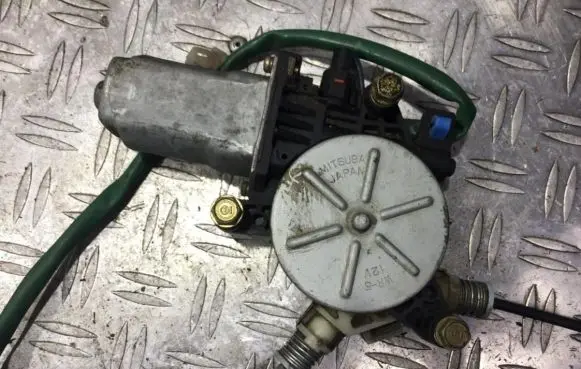 Honda Civic Front door window regulator motor wr5
