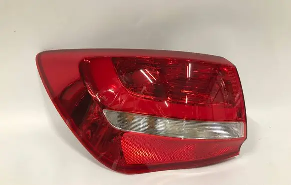 KIA Ceed Rear/tail lights 92401A2500 92401A25