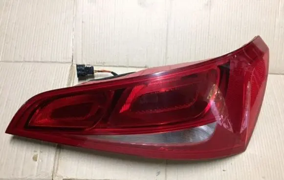 Audi Q5 SQ5 Rear/tail lights 8R0945094