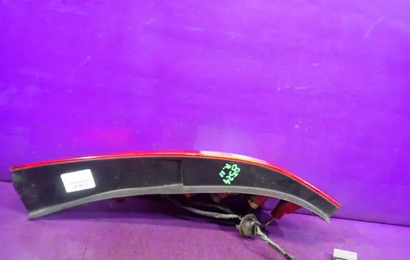 Ford Mondeo Mk III Rear/tail lights 1S7113404C