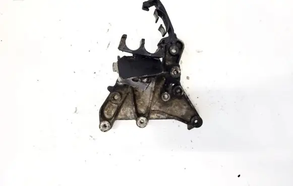 Volvo V50 Engine mounting bracket 9656392880 22484n01