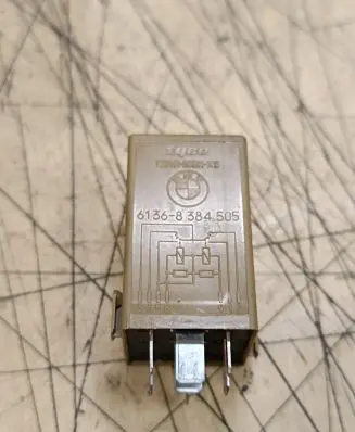 BMW X5 E53 Window control relay 61368384505 8384505