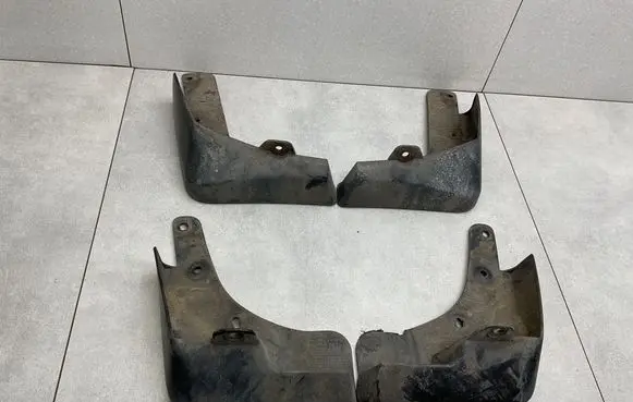 Nissan X-Trail T32 Mudguards set 638544CE0A