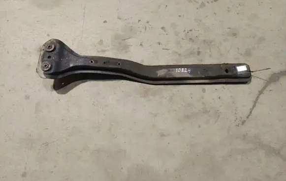 Mitsubishi Endeavor Front subframe
