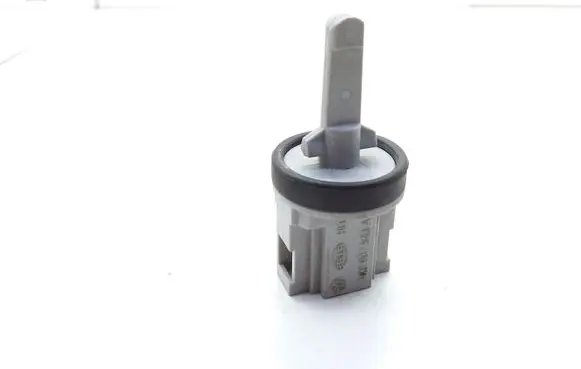 Volkswagen Touran I Interior temperature sensor 1K0907543A 585507 051206022321