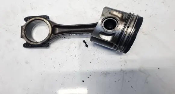 Volkswagen Touran I Piston with connecting rod 